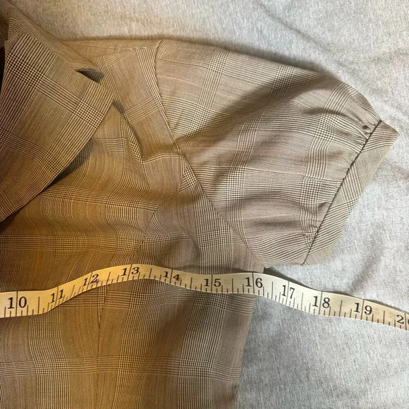 Banana Republic Cream 2 button Short-sleeve Jacket blazerWomen petite 00P - Picture 8 of 8